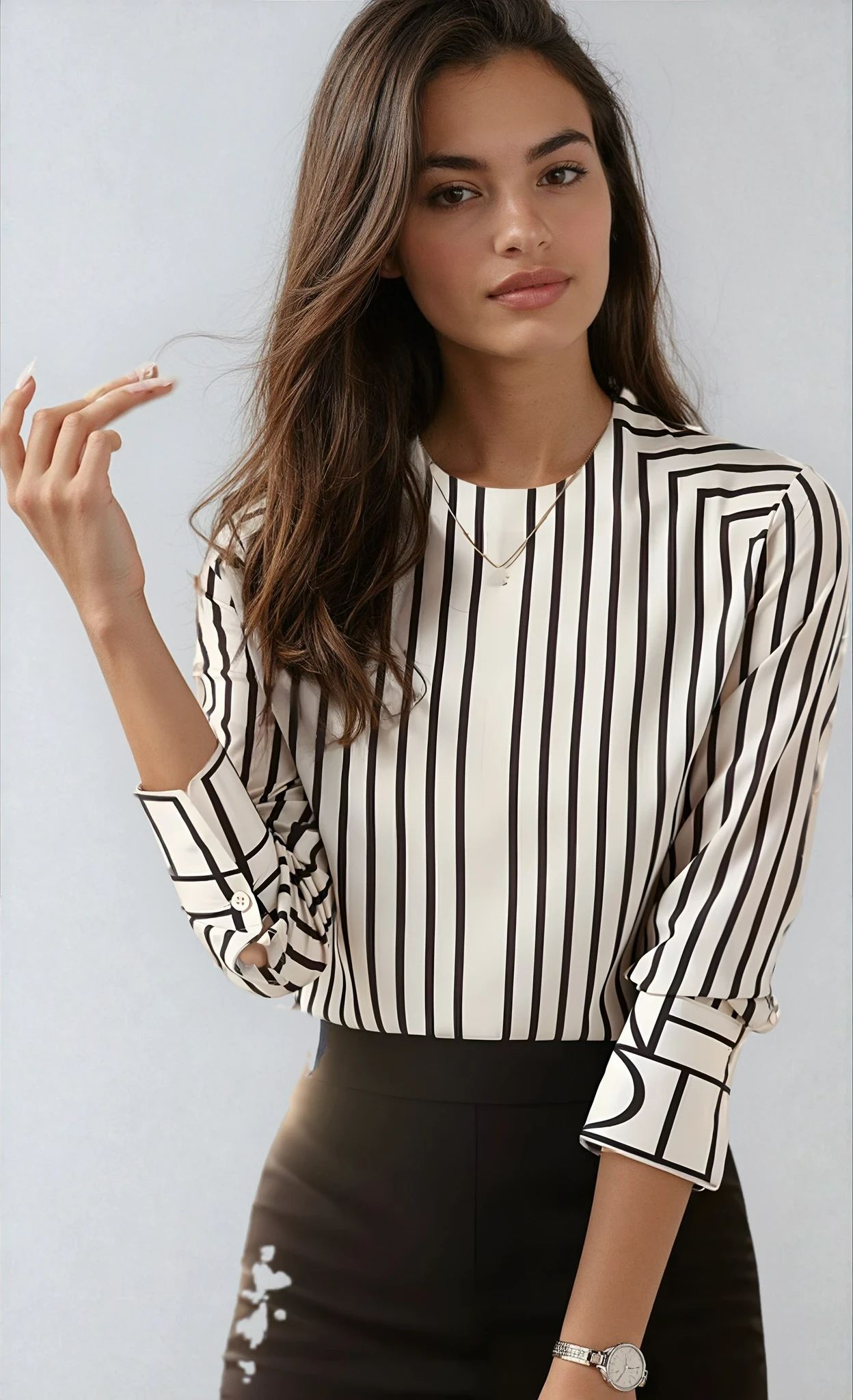 Élégance Verticale™ – Blouse Imprimée