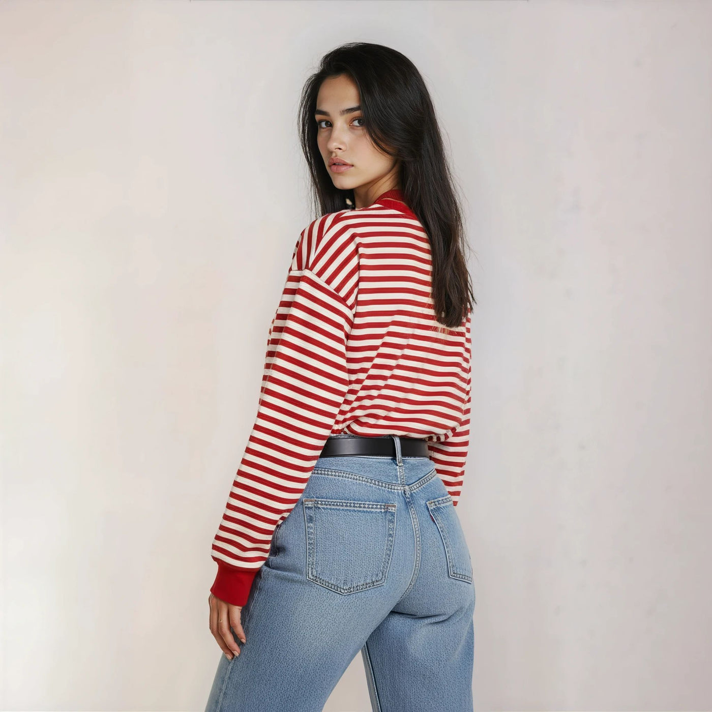 Élégance Rayée™ – T-shirt Loose à Manches Longues avec Col Rond